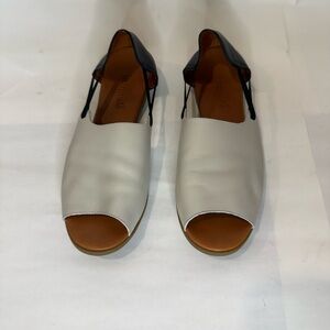 Two-Tone Peep Toe Flats